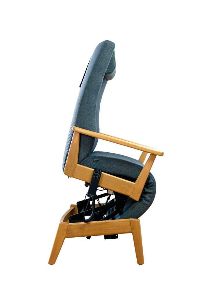 5040 Multiplus in Eiche