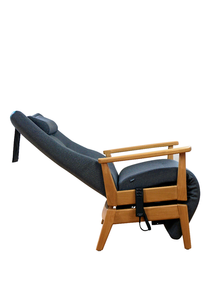 5040 Multiplus in Eiche