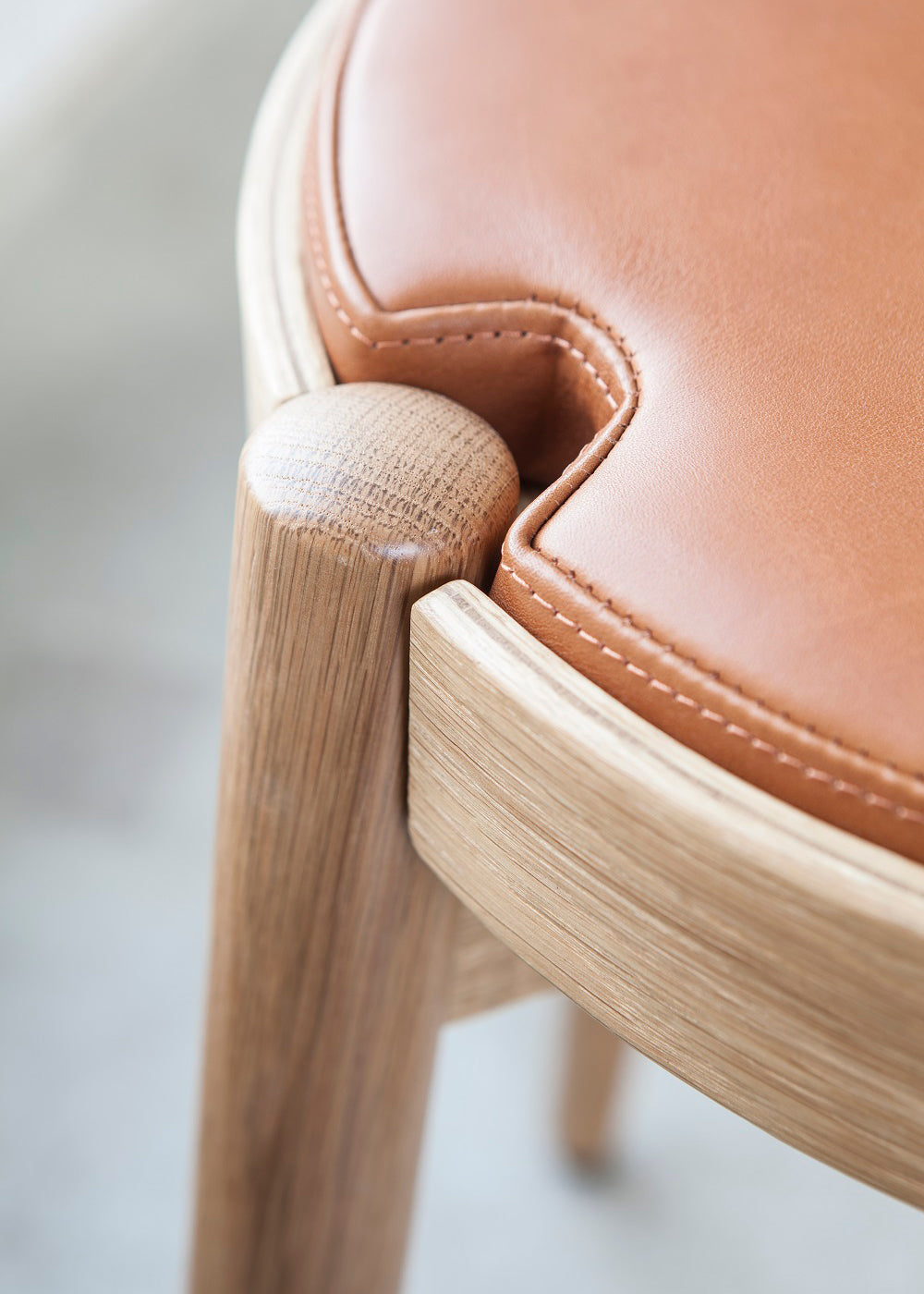 Tray-Sit® 6590 – Contract